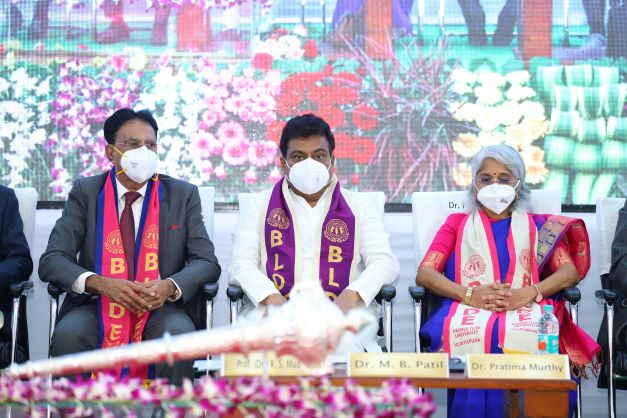 9th Convocation - VC, Chancellor, Chief Guest
